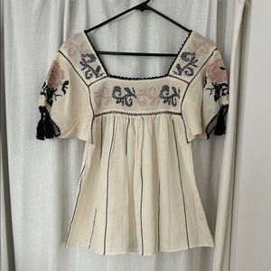 Ulla Johnson GORGEOUS Cream pink and Black Embroidered Blouse size 4 NWT